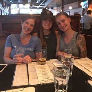 Meet your Posher, Laurel